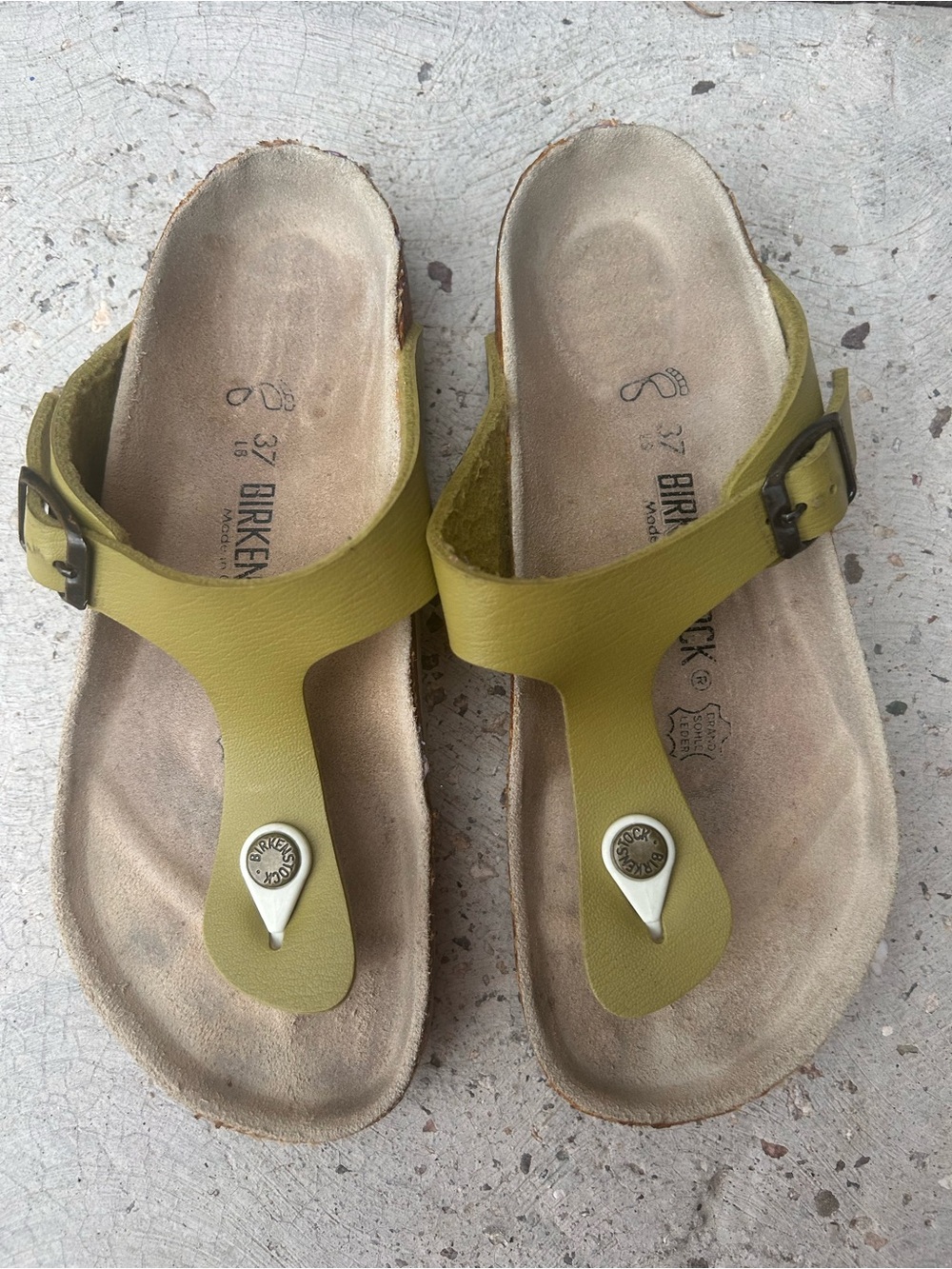 Birkenstock Gizeh Sandals Olive Green Leather Size 37 Casual Beach Hippie Boho - Picture 2 of 6
